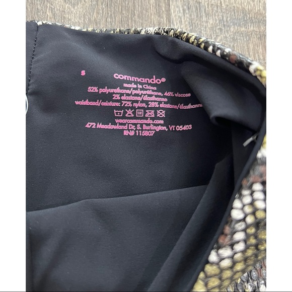 NEW Commando Reptile Embossed Faux Leather Leggings Small - Picture 5 of 6